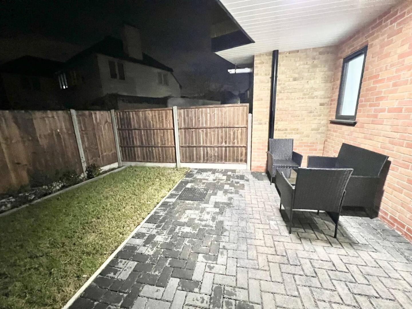 Queens Luxury Apartments Wembley Stadium - Лондон Екстериор снимка