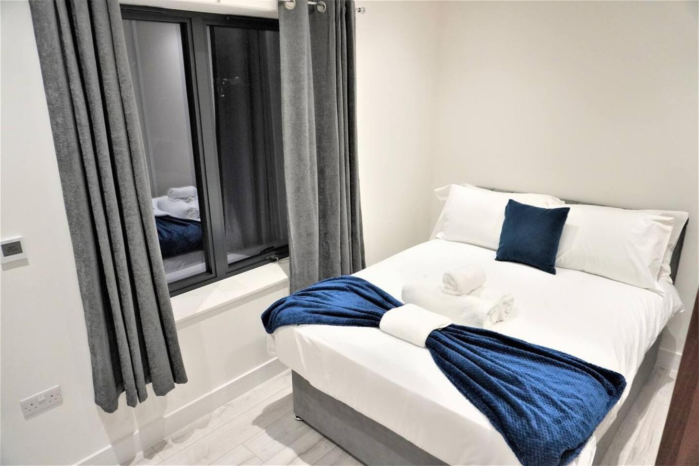 Queens Luxury Apartments Wembley Stadium - Лондон Екстериор снимка