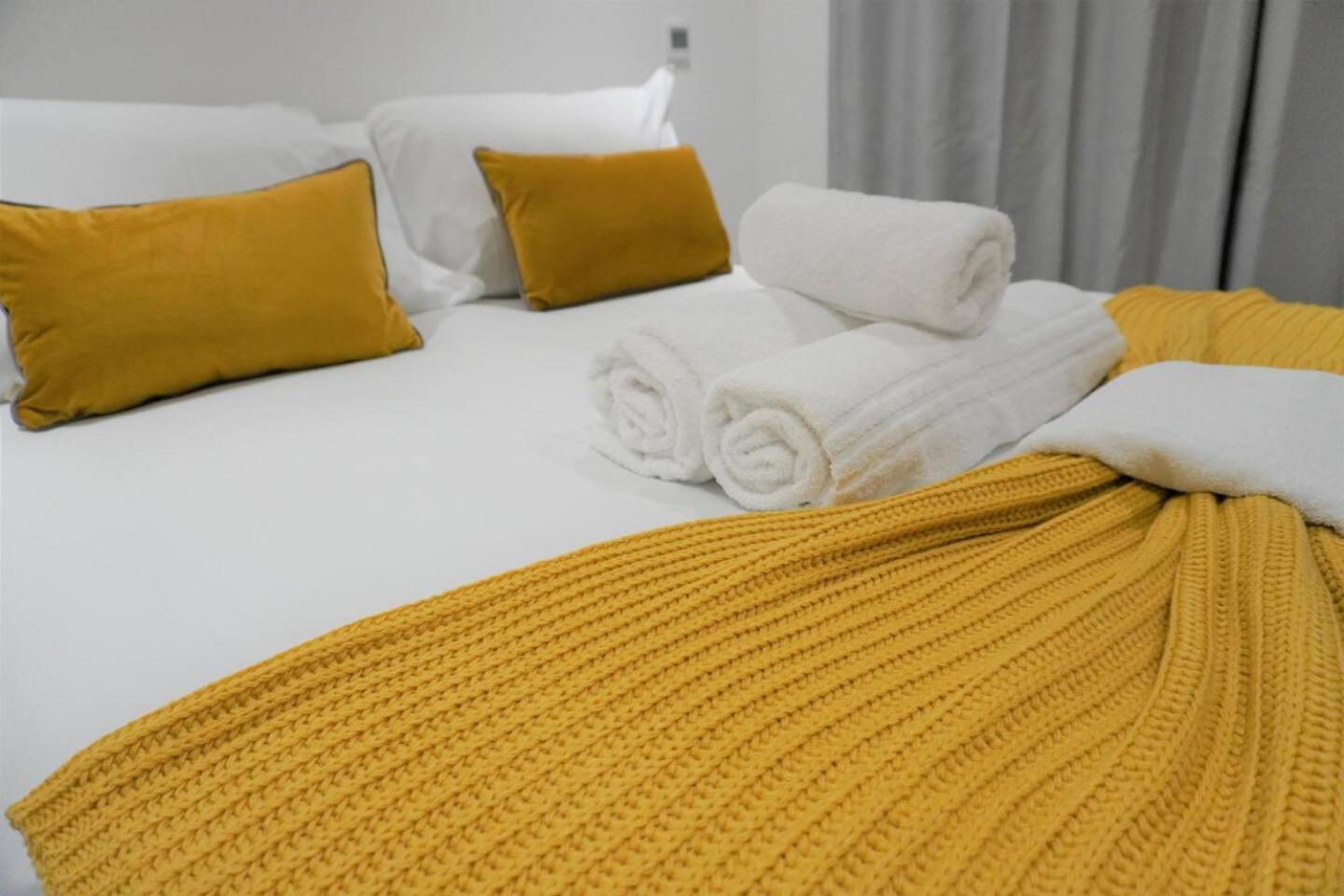 Queens Luxury Apartments Wembley Stadium - Лондон Екстериор снимка